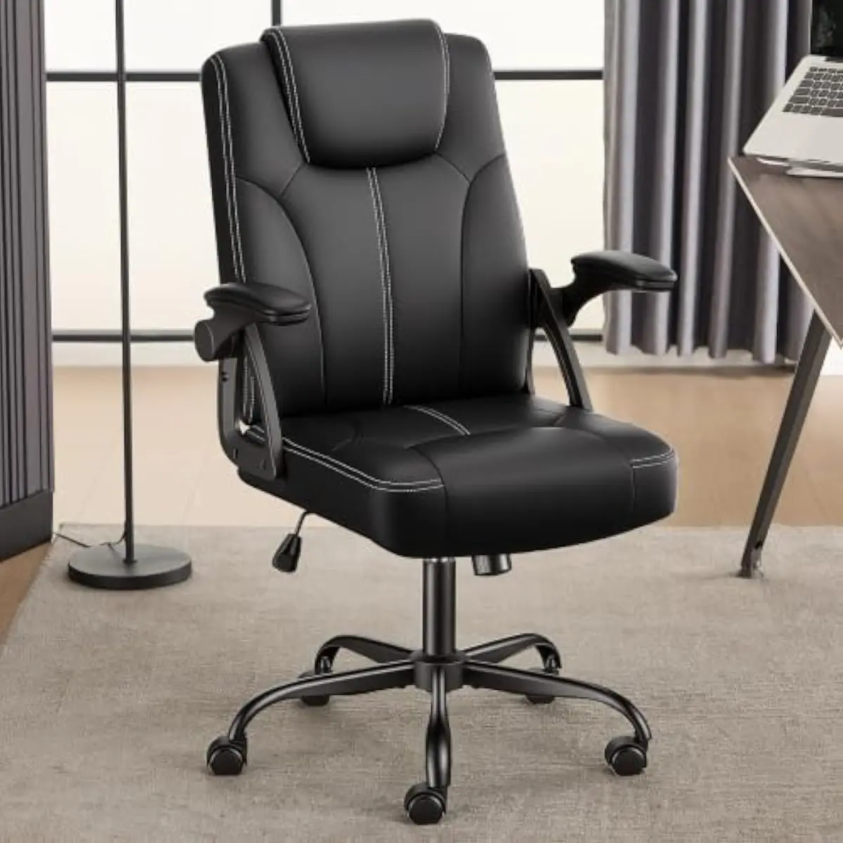 Chairs - เก้าอี้สำนักงานผู้บริหารที่ออกแบบตามหลักสรีรศาสตร์ พร้อมฐานหมุนได้ 360 องศา และปรับเอนได้สูงสุด 125