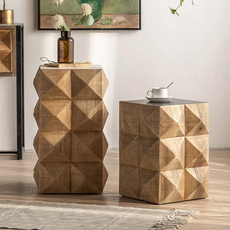 Solid Wood Nightstand 2 Drawers - โต๊ะข้างเตียงสไตล์โมเดิร์นพร้อมขาไม้และมือจับ โต๊ะข้างเตียงไม้โมเดิร์นพร้อมลิ้นชัก 2 ชั้นสำหรับห้องนอน สีขาว